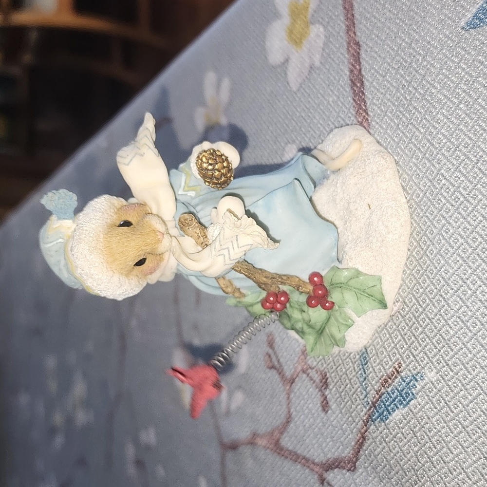 Priscilla's Mouse Tales Have Yourself a Merry Little Christmas figurine